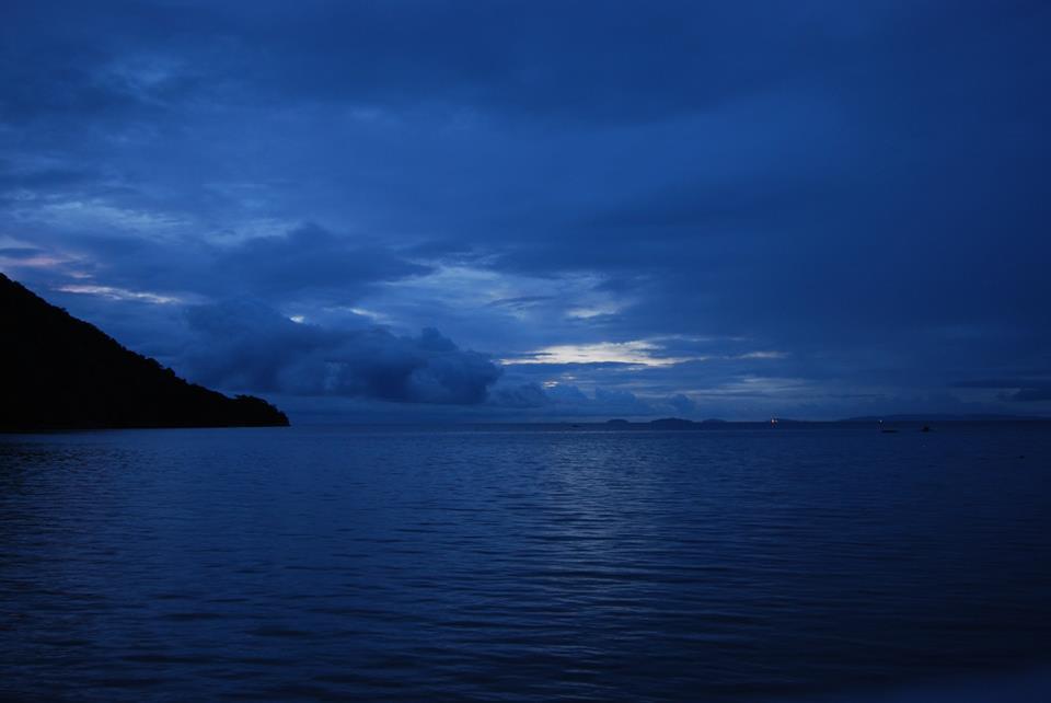 Blue Crystal Beach Resort Puerto Galera Exterior foto