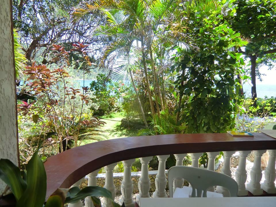 Blue Crystal Beach Resort Puerto Galera Exterior foto